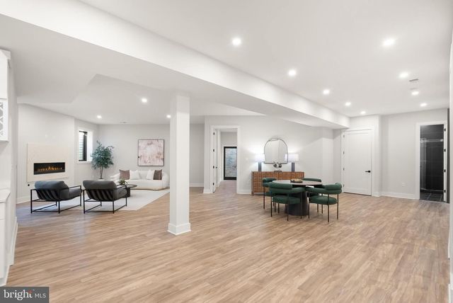 5524 SUMMIT ST, Centreville, VA 20120