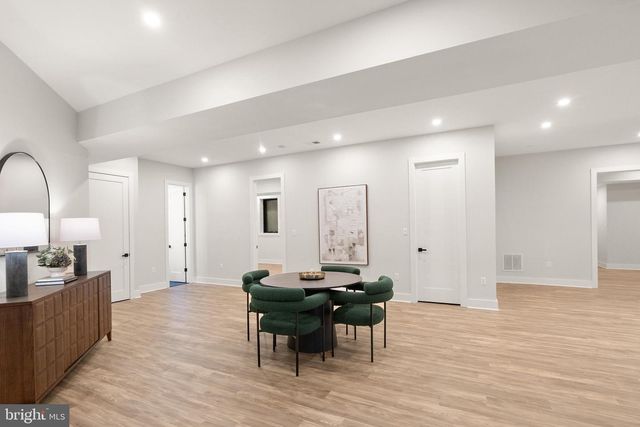 5524 SUMMIT ST, Centreville, VA 20120