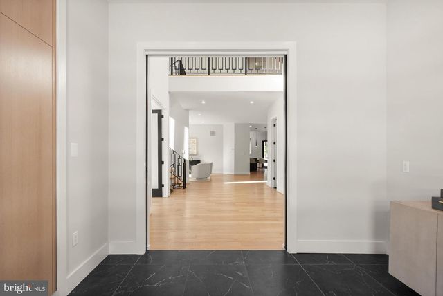 5524 SUMMIT ST, Centreville, VA 20120