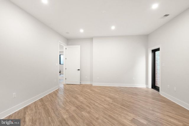 5524 SUMMIT ST, Centreville, VA 20120