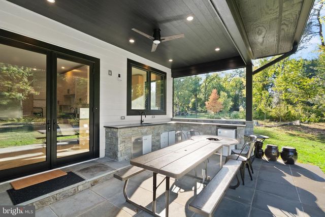 5524 SUMMIT ST, Centreville, VA 20120