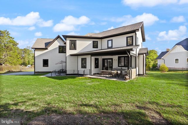 5524 SUMMIT ST, Centreville, VA 20120