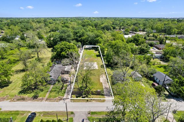 7004 Glass Street, Houston, TX 77016