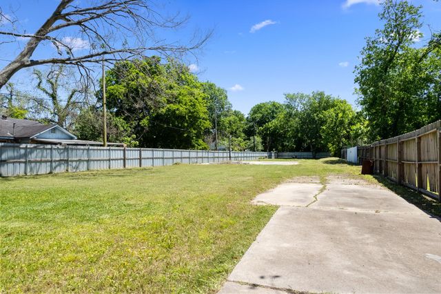 7004 Glass Street, Houston, TX 77016