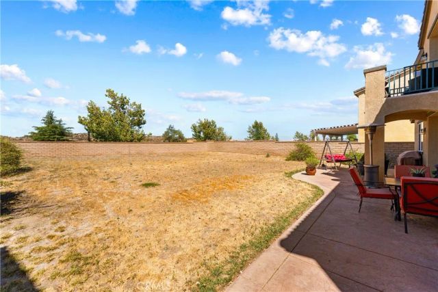 2431 Loganberry, Palmdale, CA 93551
