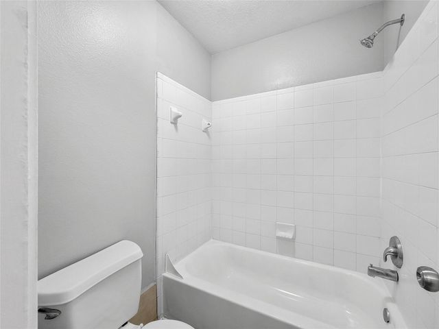 20911 Foxwood Glen Lane, Humble, TX 77338