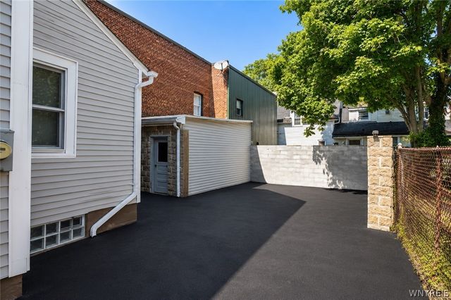 193 14th Street, Buffalo, NY 14213