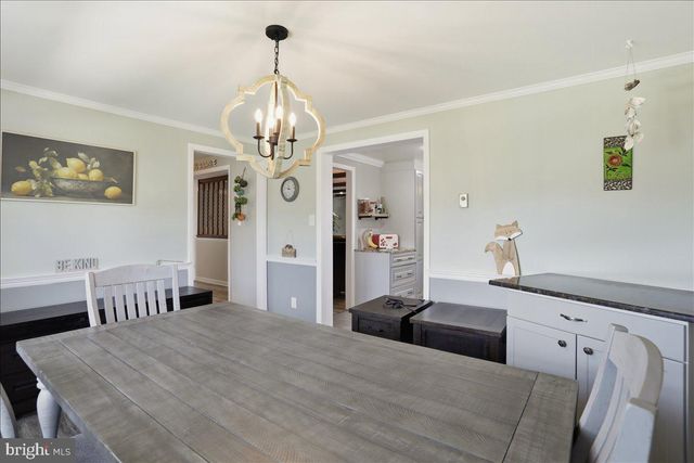 15 SYLVIA CT, Martinsburg, WV 25404