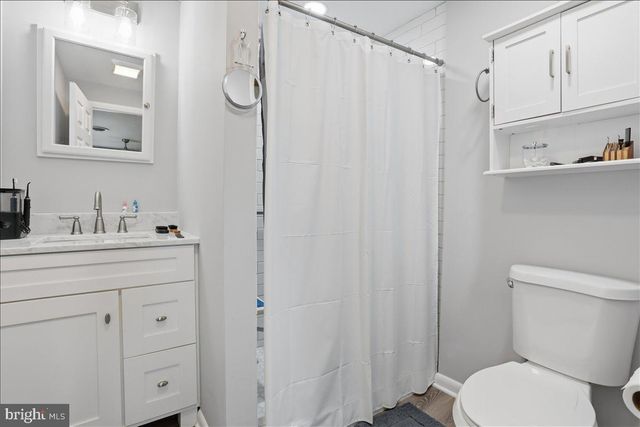 15 SYLVIA CT, Martinsburg, WV 25404
