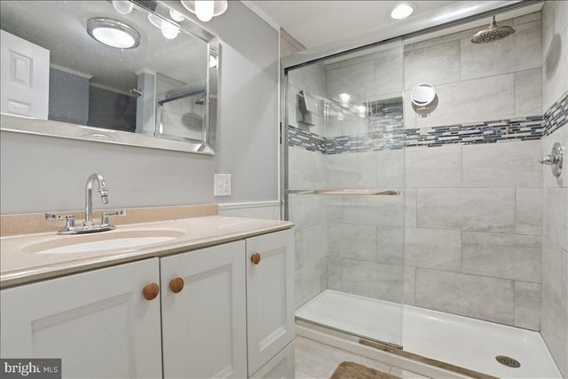 15 SYLVIA CT, Martinsburg, WV 25404