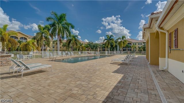 4105 Residence DR 709, Fort Myers, FL 33901