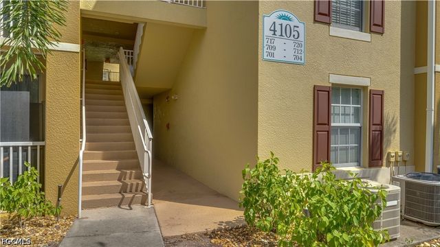 4105 Residence DR 709, Fort Myers, FL 33901
