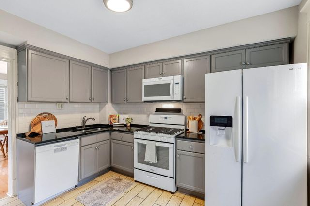 1100 12th Avenue SE, Minneapolis, MN 55414