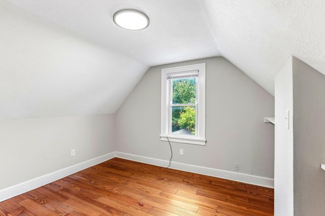 1100 12th Avenue SE, Minneapolis, MN 55414