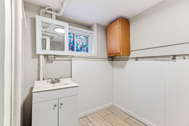 1100 12th Avenue SE, Minneapolis, MN 55414