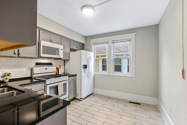 1100 12th Avenue SE, Minneapolis, MN 55414