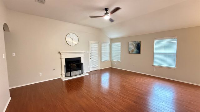 602 Soledad Street, Arlington, TX 76002