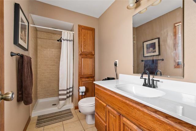 4205 98th Street, Urbandale, IA 50322