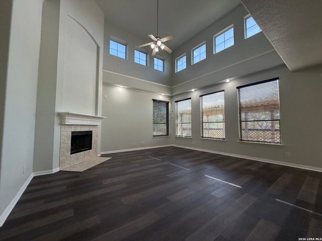 357 FRANK BAUM DR, Schertz, TX 78154
