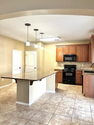 10715 Sable Range, San Antonio, TX 78245