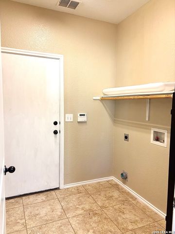 10715 Sable Range, San Antonio, TX 78245