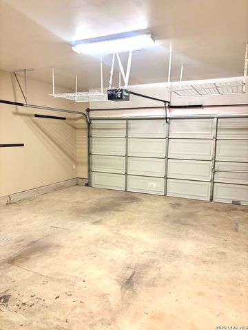 10715 Sable Range, San Antonio, TX 78245