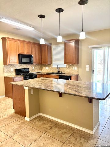 10715 Sable Range, San Antonio, TX 78245