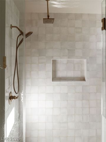 6860 Stonetrace Street, Las Vegas, NV 89148