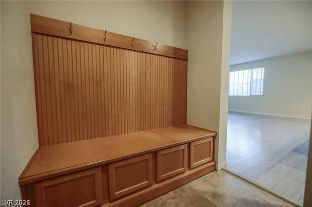 6860 Stonetrace Street, Las Vegas, NV 89148