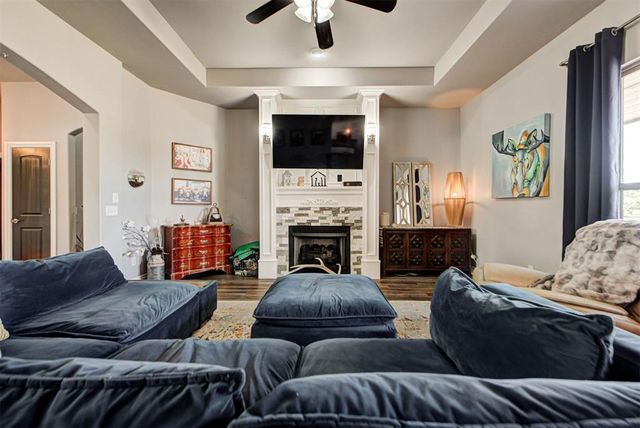 281 Meadow Lark Lane, Blanchard, OK 73010