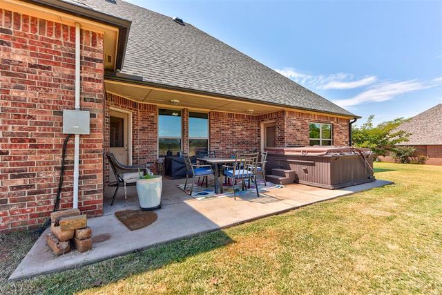 281 Meadow Lark Lane, Blanchard, OK 73010
