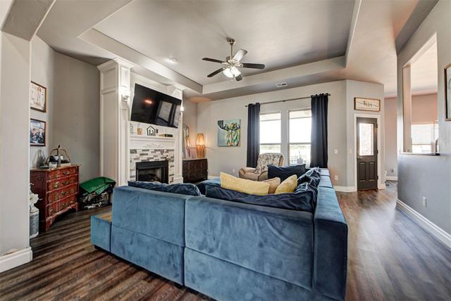 281 Meadow Lark Lane, Blanchard, OK 73010