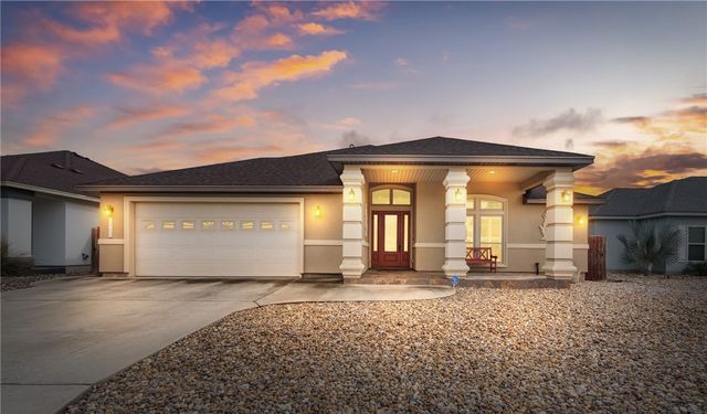 15922 Cabo Blanco Dr, Corpus Christi, TX 78418