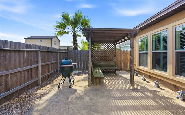 15922 Cabo Blanco Dr, Corpus Christi, TX 78418