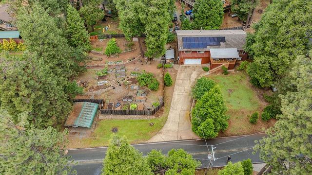 26397 Parkwood Dr, Pioneer, CA 95666