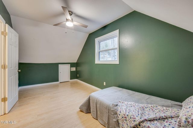 195 Bear Hollow Road, Elizabethton, TN 37643