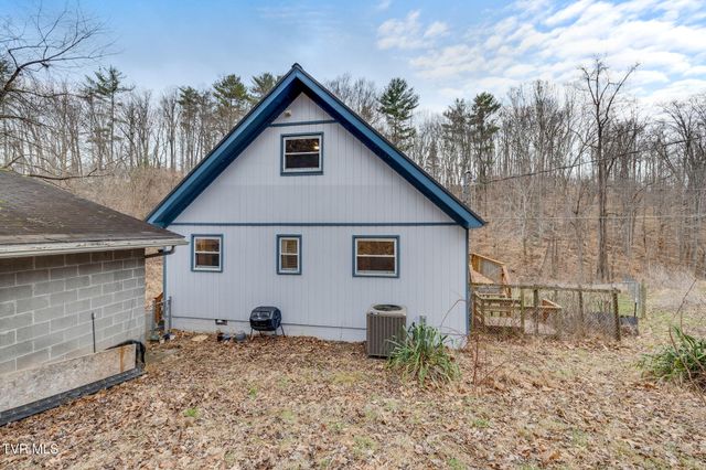 195 Bear Hollow Road, Elizabethton, TN 37643