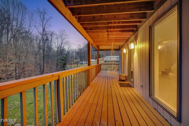 195 Bear Hollow Road, Elizabethton, TN 37643
