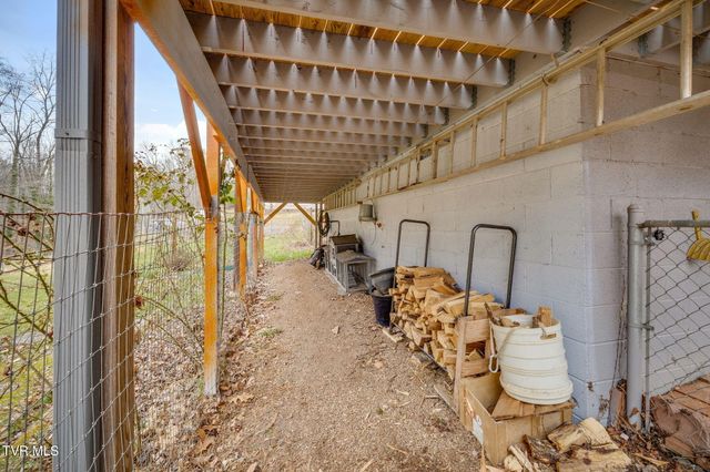 195 Bear Hollow Road, Elizabethton, TN 37643