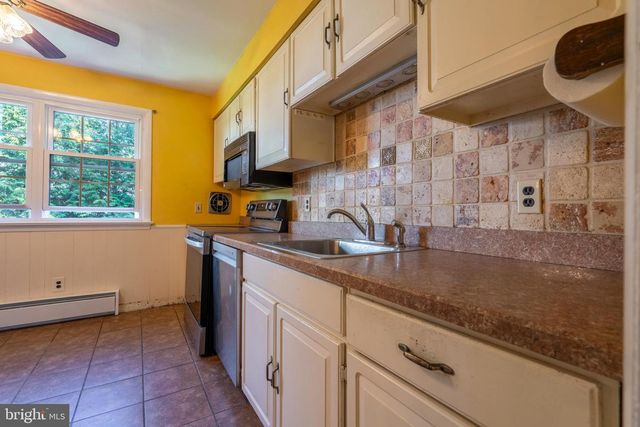 101 MILL RD, Oreland, PA 19075