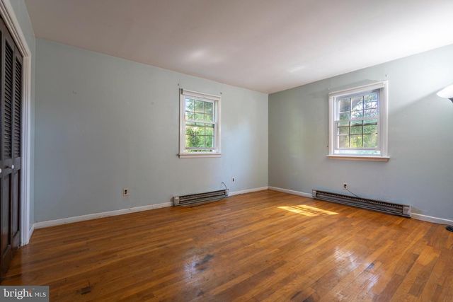101 MILL RD, Oreland, PA 19075