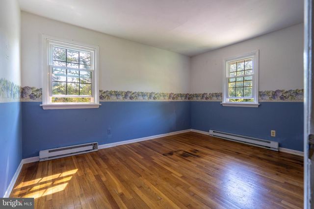 101 MILL RD, Oreland, PA 19075