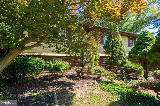 101 MILL RD, Oreland, PA 19075