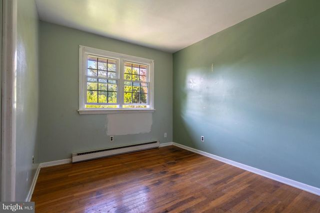 101 MILL RD, Oreland, PA 19075