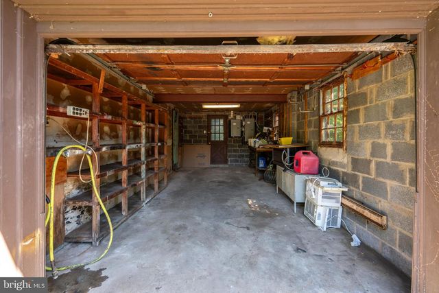 101 MILL RD, Oreland, PA 19075