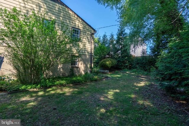 101 MILL RD, Oreland, PA 19075