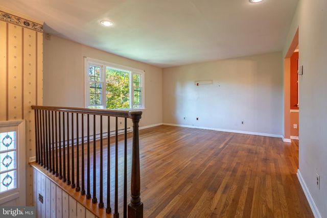 101 MILL RD, Oreland, PA 19075