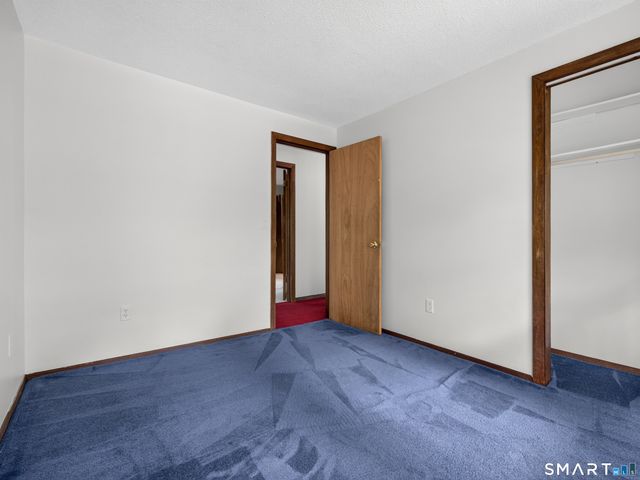 75 Airline Road, Clinton, CT 06413