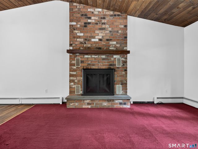75 Airline Road, Clinton, CT 06413
