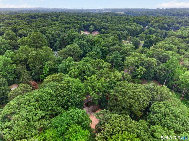 75 Airline Road, Clinton, CT 06413
